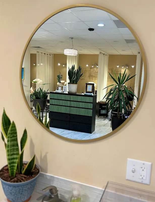 Artistic Nails & Spa- ALL NATURAL SALON — Nail salon in Salina